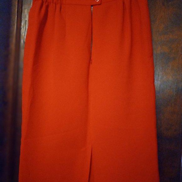 CHURCH/WORKFLOW!!  2-piece red skirt suit with split on blazer in skirt - Picture 7 of 7